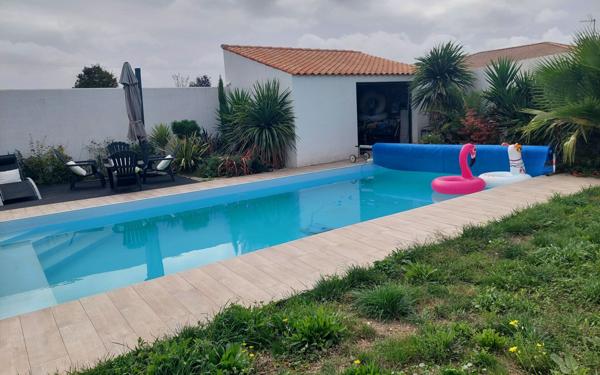 Maison à vendre    11 pièces •  Aigrefeuille-d'Aunis