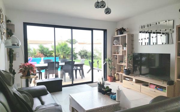 Maison à vendre    11 pièces •  Aigrefeuille-d'Aunis