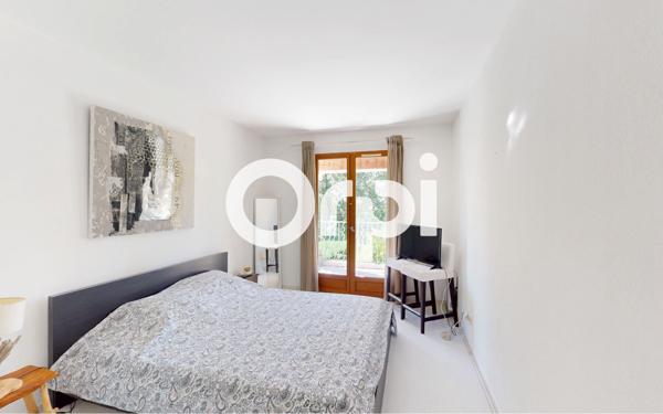 Appartement à vendre    5 pièces • 108 m2 Carqueiranne