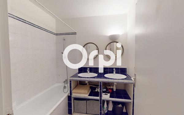 Appartement à vendre    5 pièces • 108 m2 Carqueiranne