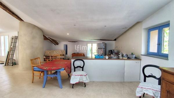 Loft de caractère 175 m² avec jardin et dépendances