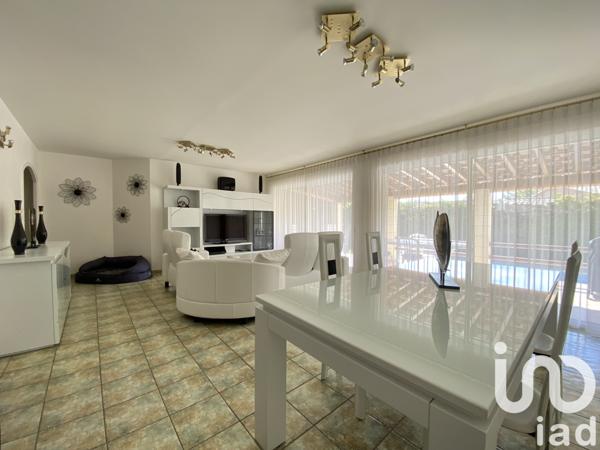 Maison à vendre 4 pièces 112 m² Eyguières