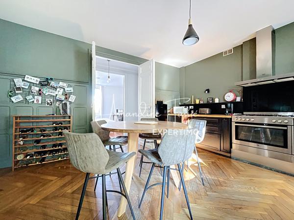 Millau (12100) Appartement d’exception – Charme et volumes à proximité immédiate du centre ville de Millau