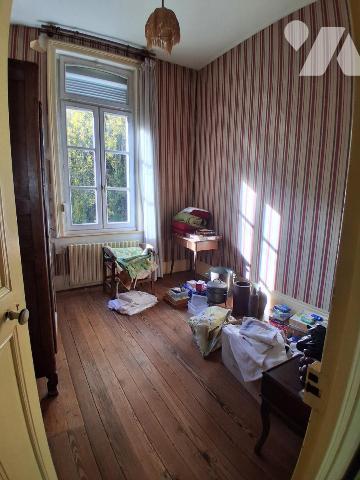 MAISON D'HABITATION A RENOVER 4 chambres terrain 1643 m²