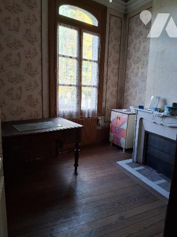 MAISON D'HABITATION A RENOVER 4 chambres terrain 1643 m²