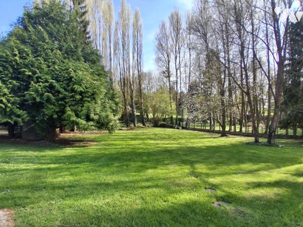 MAISON D'HABITATION A RENOVER 4 chambres terrain 1643 m²