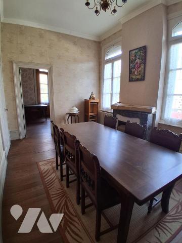 MAISON D'HABITATION A RENOVER 4 chambres terrain 1643 m²