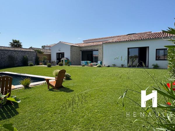 Maison La Flotte 8 pièce(s) 264 m2