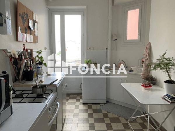 Location Appartement 3 pièces 73 m² - 3 RUE GUTENBERG Valence 26000