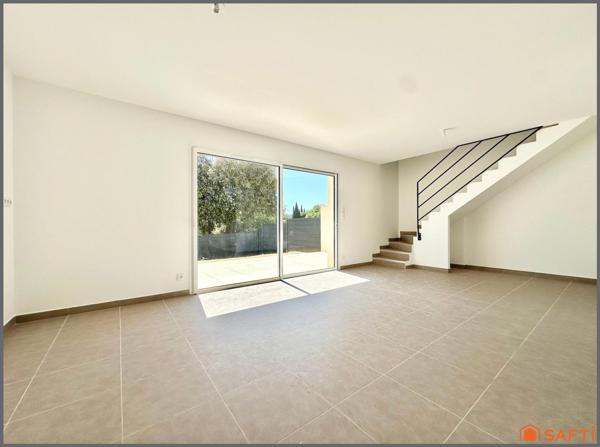 Maison 3 chambres et GARAGE à TAVEL