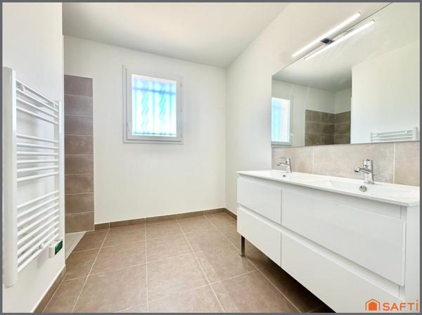 Maison 3 chambres et GARAGE à TAVEL