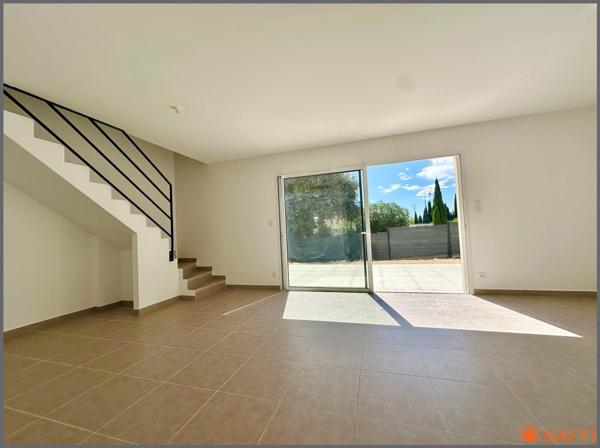 Maison 3 chambres et GARAGE à TAVEL