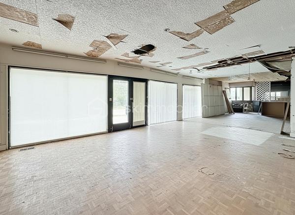 Local commercial de 650 m²