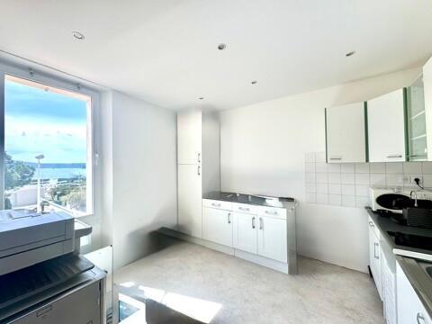 Sainte-Maxime-200m de la mer- appartement/bureaux apercu mer 109m2