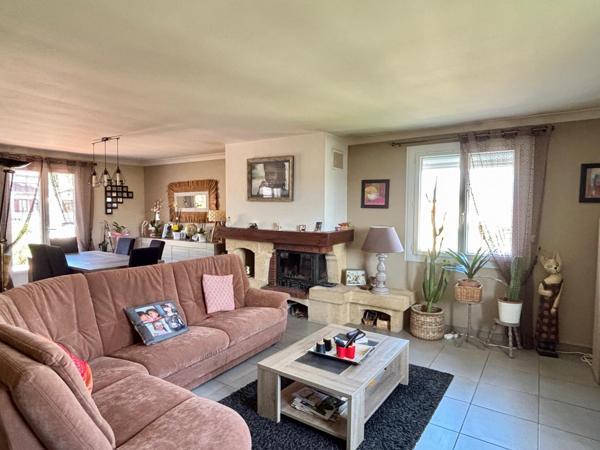 Villa coup de coeur sous sol complet 4 chambres  et piscine