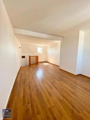 Maison à louer 3 pièces 73.88m² Beauvais (60000)
