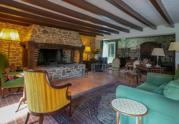 Vente Maison de luxe Surzur 7 Pièces 203 m²