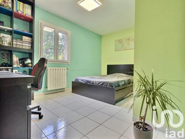 Maison à vendre 5 pièces 146 m² Saint-Zacharie