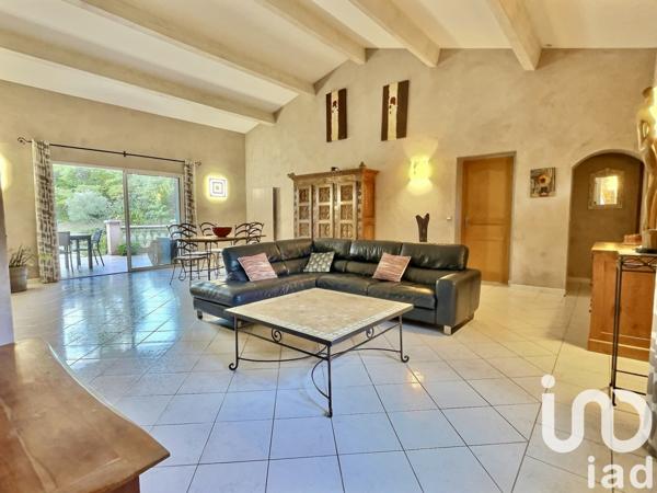 Maison à vendre 5 pièces 146 m² Saint-Zacharie