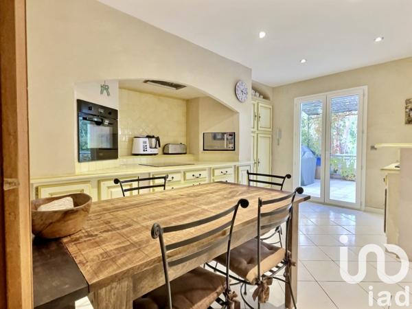 Maison à vendre 5 pièces 146 m² Saint-Zacharie