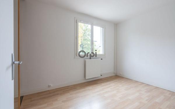 Appartement à vendre    3 pièces • 55,35 m2 Saint-Maur-des-Fossés