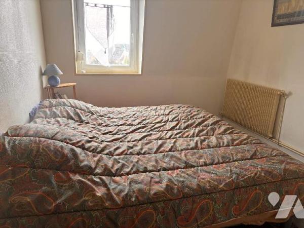 BAISSE DE PRIX IMPORTANTE :
A VENDRE au CROTOY, en centre ville, à proximité du Port, de la pl...