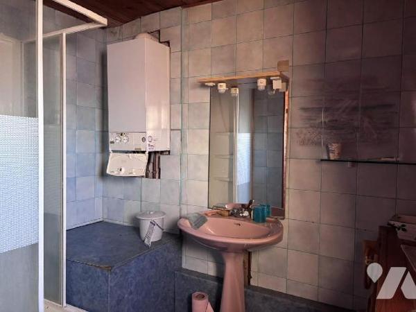 BAISSE DE PRIX IMPORTANTE :
A VENDRE au CROTOY, en centre ville, à proximité du Port, de la pl...