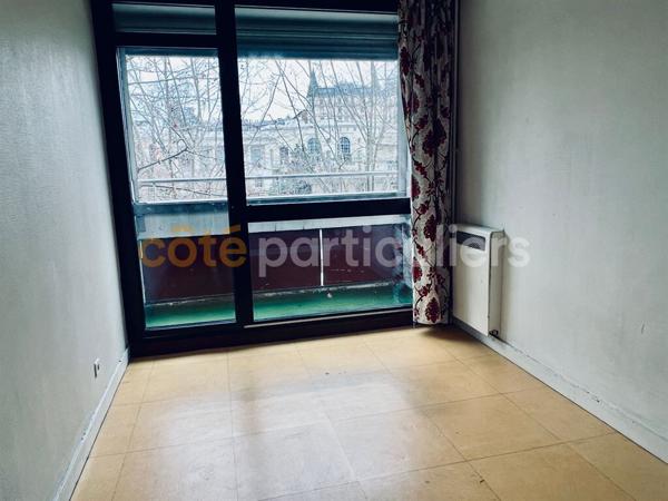 Vente Appartement56,08 m² - 3 Pièces - CHAMALIÈRES (63400)