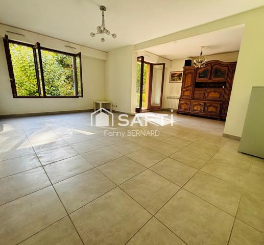 Appartement en rez-de-jardin - Un havre de paix en cœur de ville