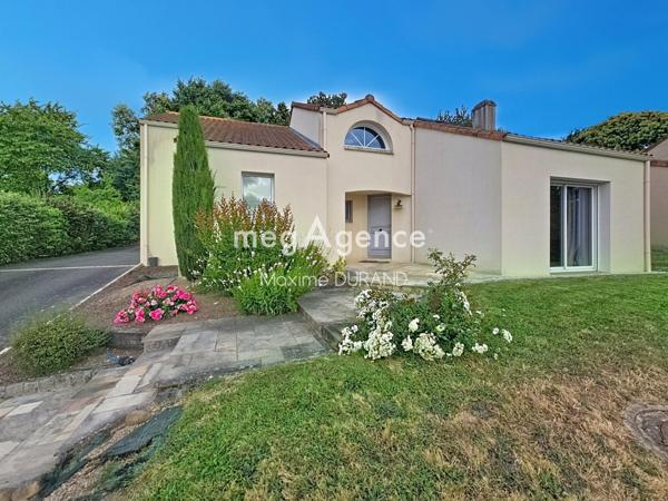 Maison à CHOLET, 49300 - 7 pièces 138m²