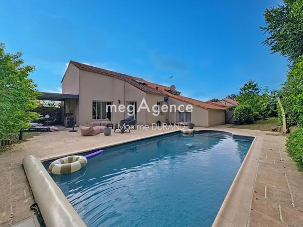 Maison à CHOLET, 49300 - 7 pièces 138m²