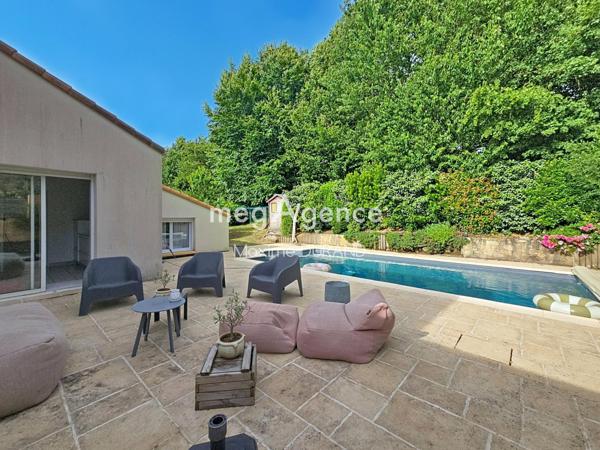 Maison à CHOLET, 49300 - 7 pièces 138m²