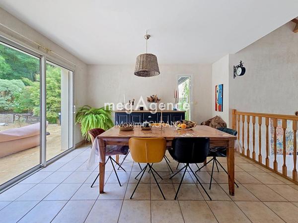 Maison à CHOLET, 49300 - 7 pièces 138m²