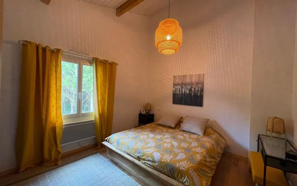 Maison à vendre    6 pièces •  Saint-Julien-en-Born