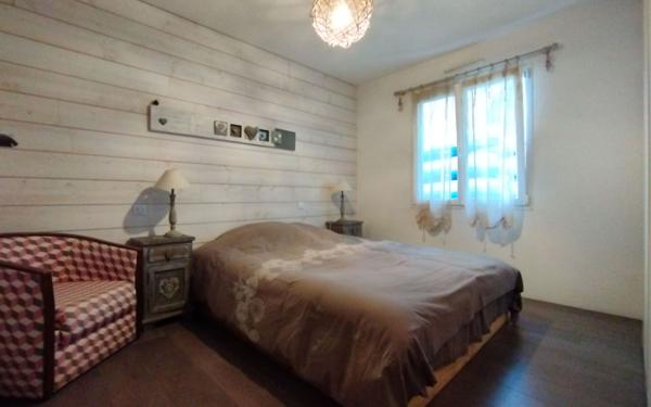 Maison à vendre    6 pièces •  Saint-Julien-en-Born