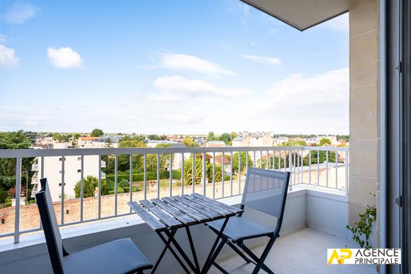 Appartement 4 pièce(s) hyper centre 555 000 € **  - Référence  4773
