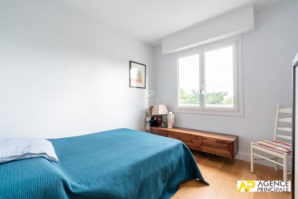 Appartement 4 pièce(s) hyper centre 555 000 € **  - Référence  4773