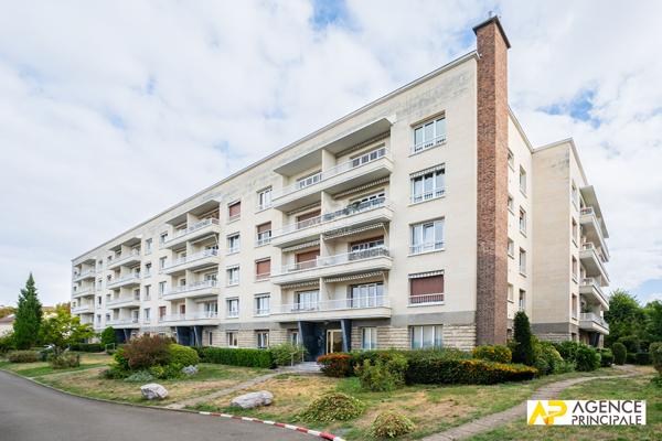 Appartement 4 pièce(s) hyper centre 555 000 € **  - Référence  4773