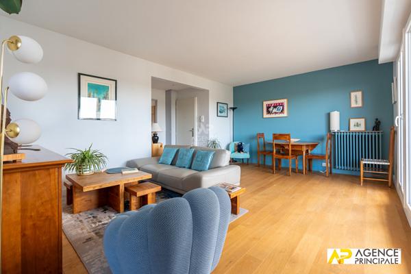 Appartement 4 pièce(s) hyper centre 555 000 € **  - Référence  4773