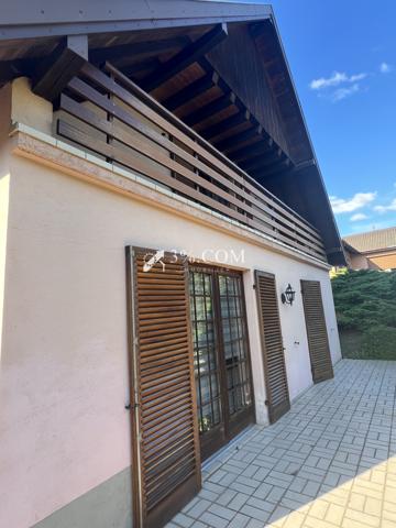 Maison 7 pièce(s) 4 chambre(s) 200 m²