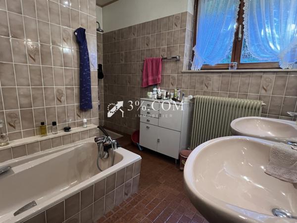 Maison 7 pièce(s) 4 chambre(s) 200 m²