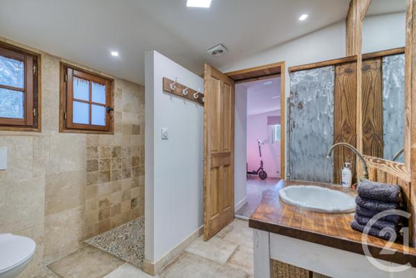 Maison à vendre  12 pièces - 338 m2 CLAVETTE - 17