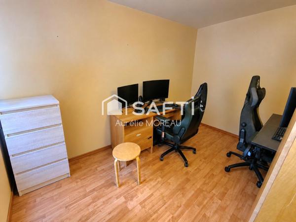 Petite maison en pierre 2 ch 1 bureau proche gare
