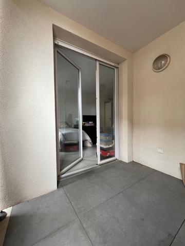 Marseille (13005) A VENDRE - Appartement type1 récent avec terrasse - Marseille 13005