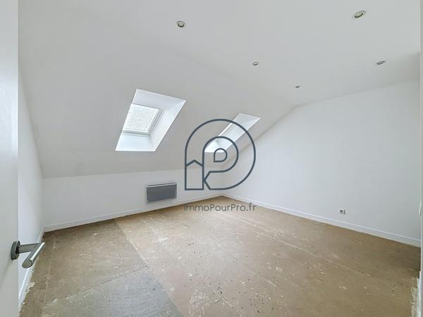 Roubaix – Grand Place | Bureaux 181 m² en duplex avec terrasse | À vendre