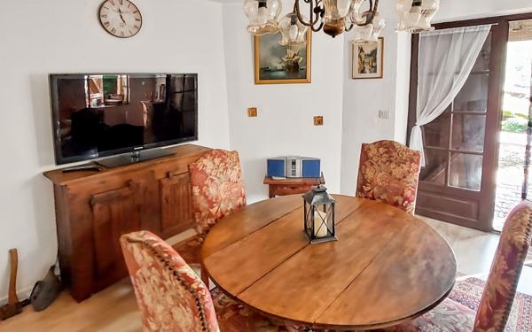 Maison à vendre    8 pièces •  Bruniquel