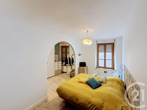 Appartement F4 à vendre  4 pièces - 87,90 m 2   REMIREMONT  - 88