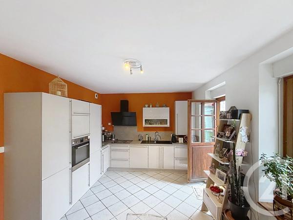 Appartement F4 à vendre  4 pièces - 87,90 m 2   REMIREMONT  - 88