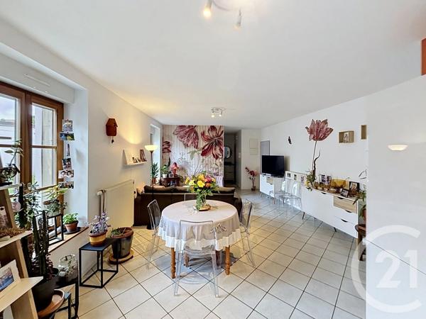 Appartement F4 à vendre  4 pièces - 87,90 m 2   REMIREMONT  - 88