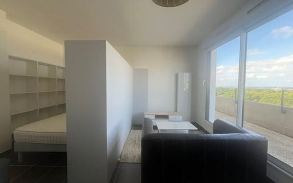 Appartement à louer    1 pièce •  Brest